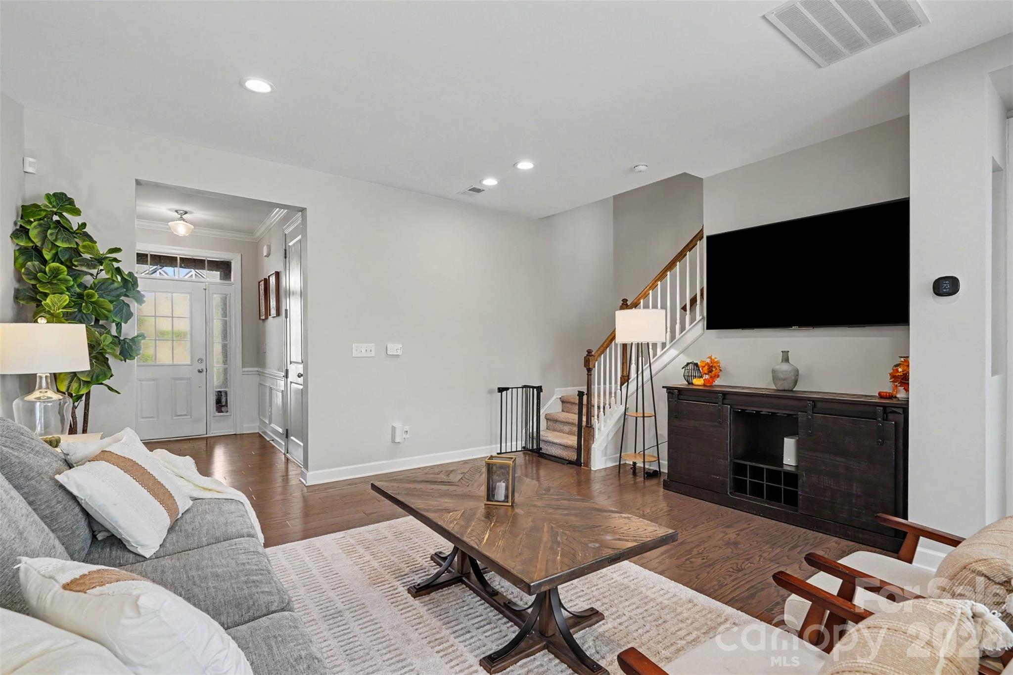 5624 Garrow Glen Road
