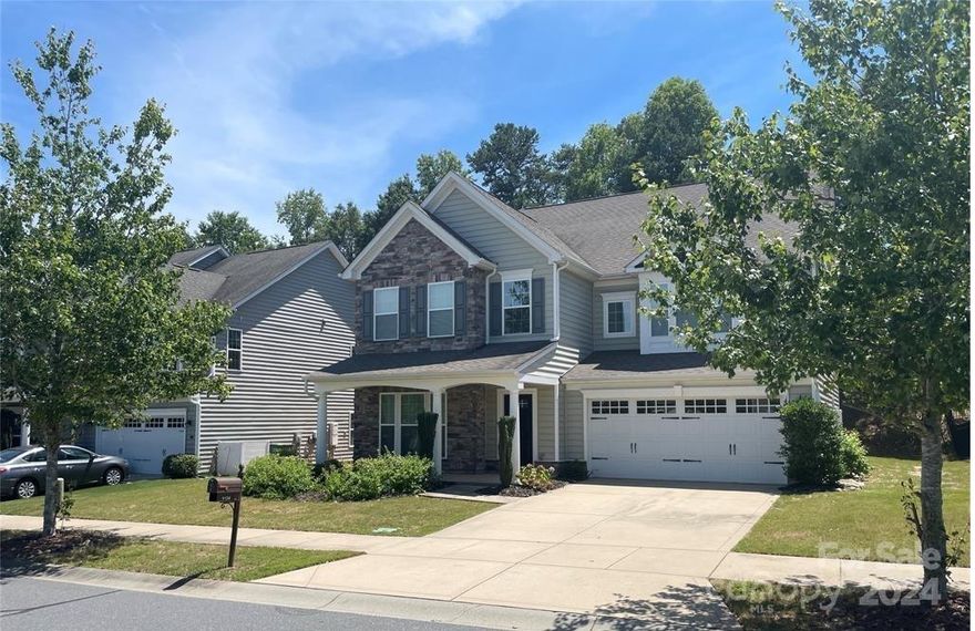 This home has all the elegance you are looking for. This home features 5 Bedrooms 4.5 bathrooms plus 2 amazing bonus rooms on 3 levels. This kitchen is amazingly beautiful. The light fixtures are beautifully upgraded and stunning with upgraded countertops with plenty of space to be as creative as you want to be. The master bedroom has sitting area, his/her walk-in closets. You have to come see the elegance and expect to be impressed.