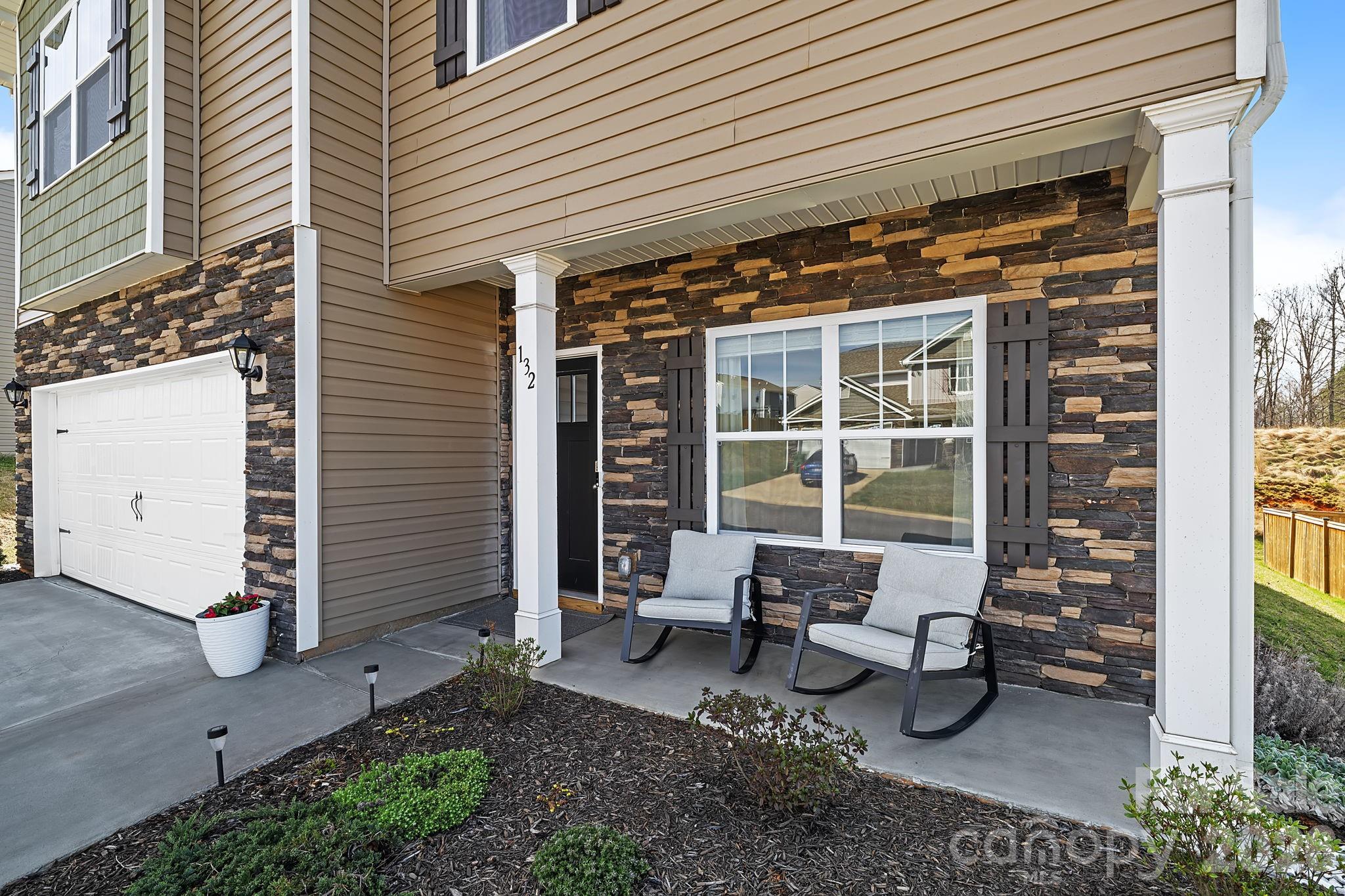 132 Ridgeview Lane