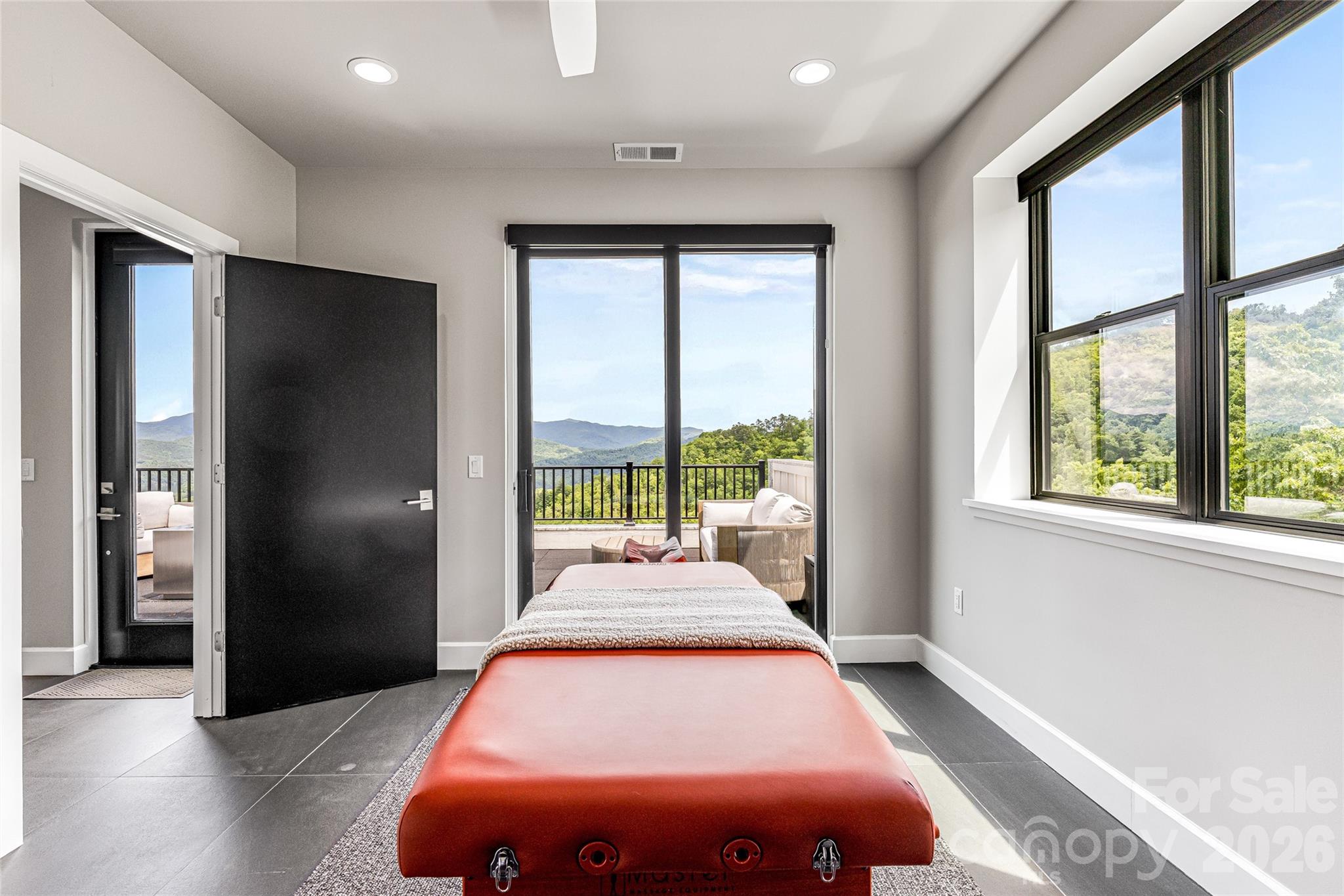 Fontana Trace - Residential