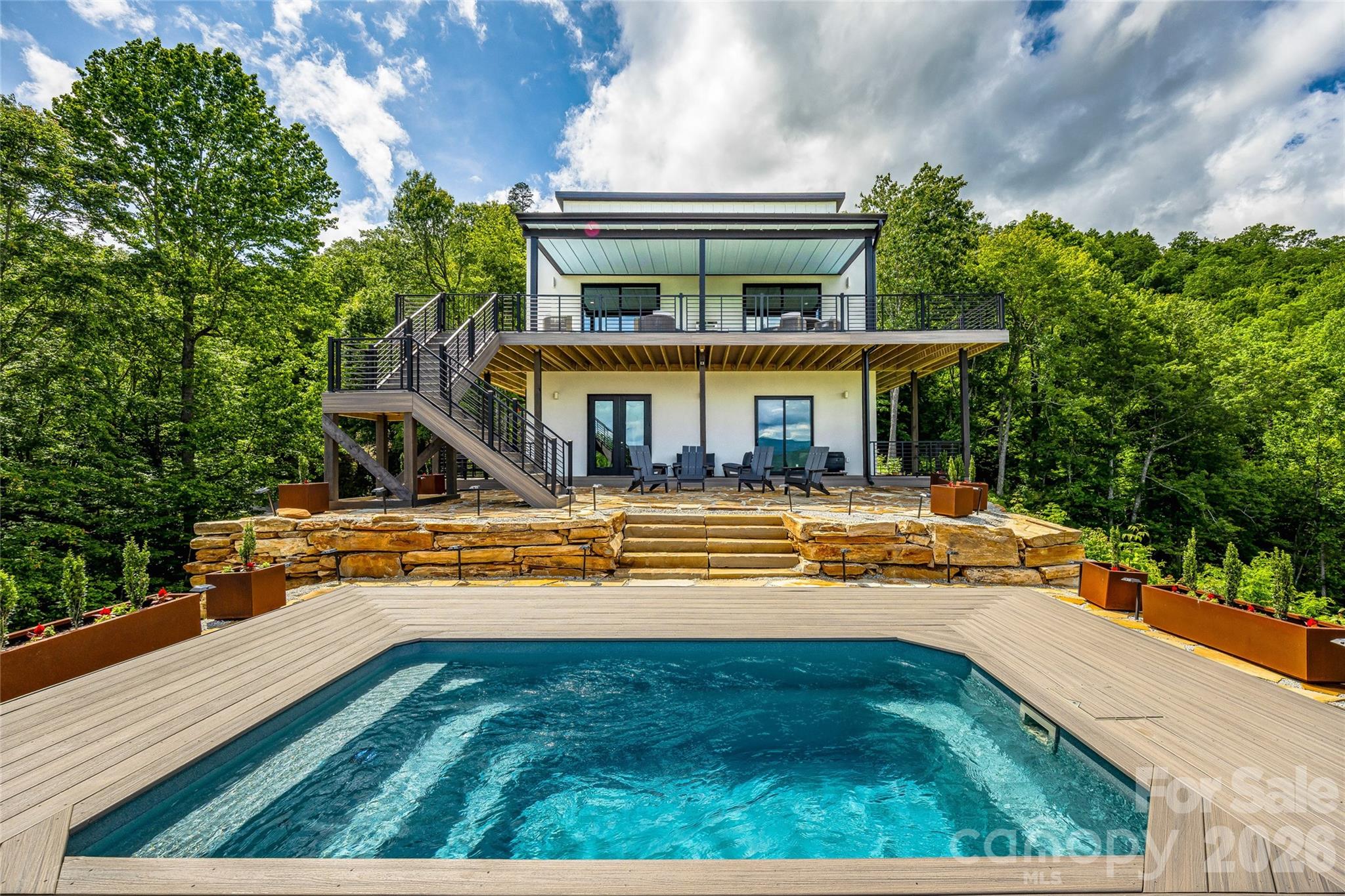 Fontana Trace - Residential