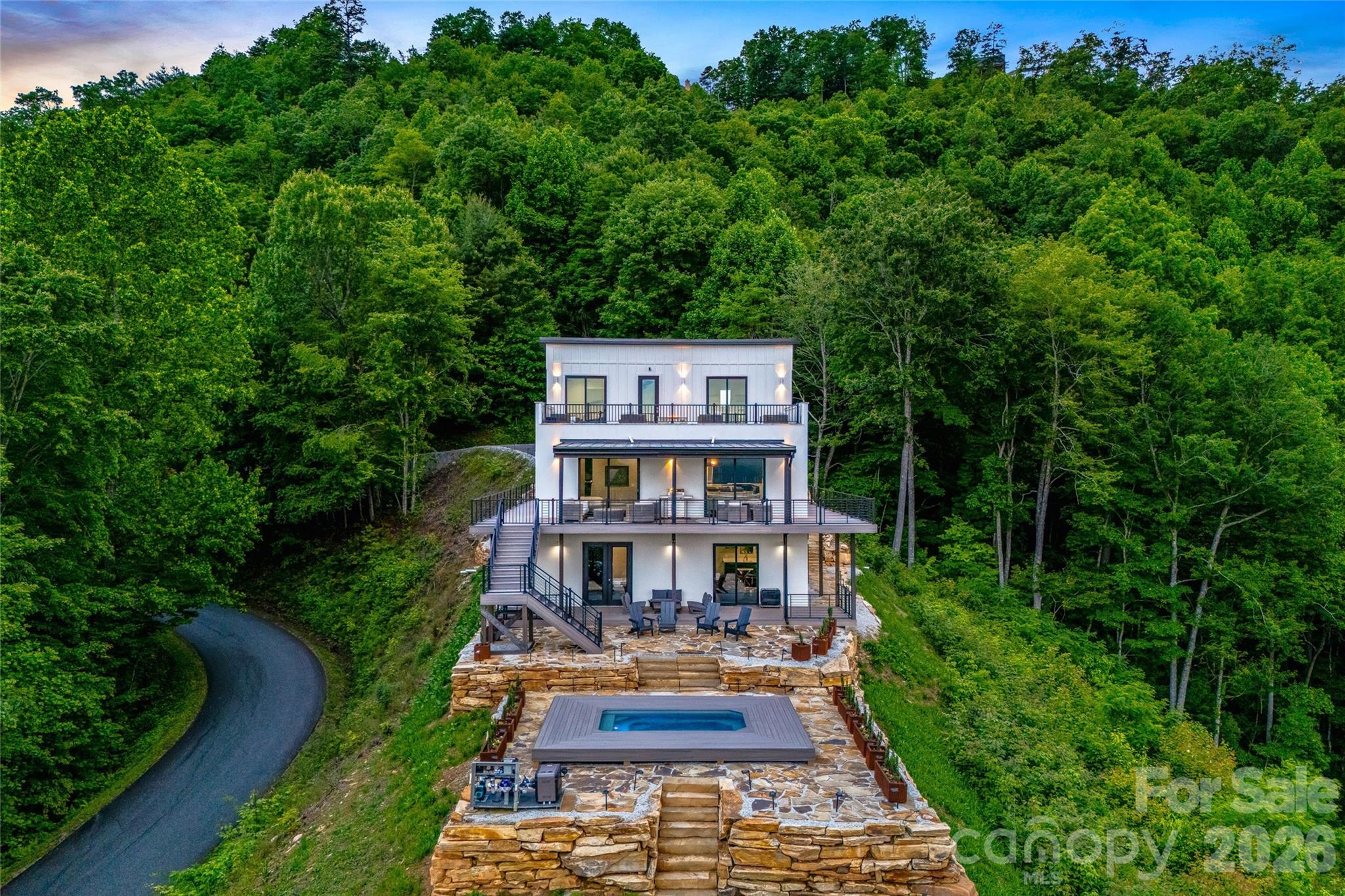 840 Fontana Trace Drive