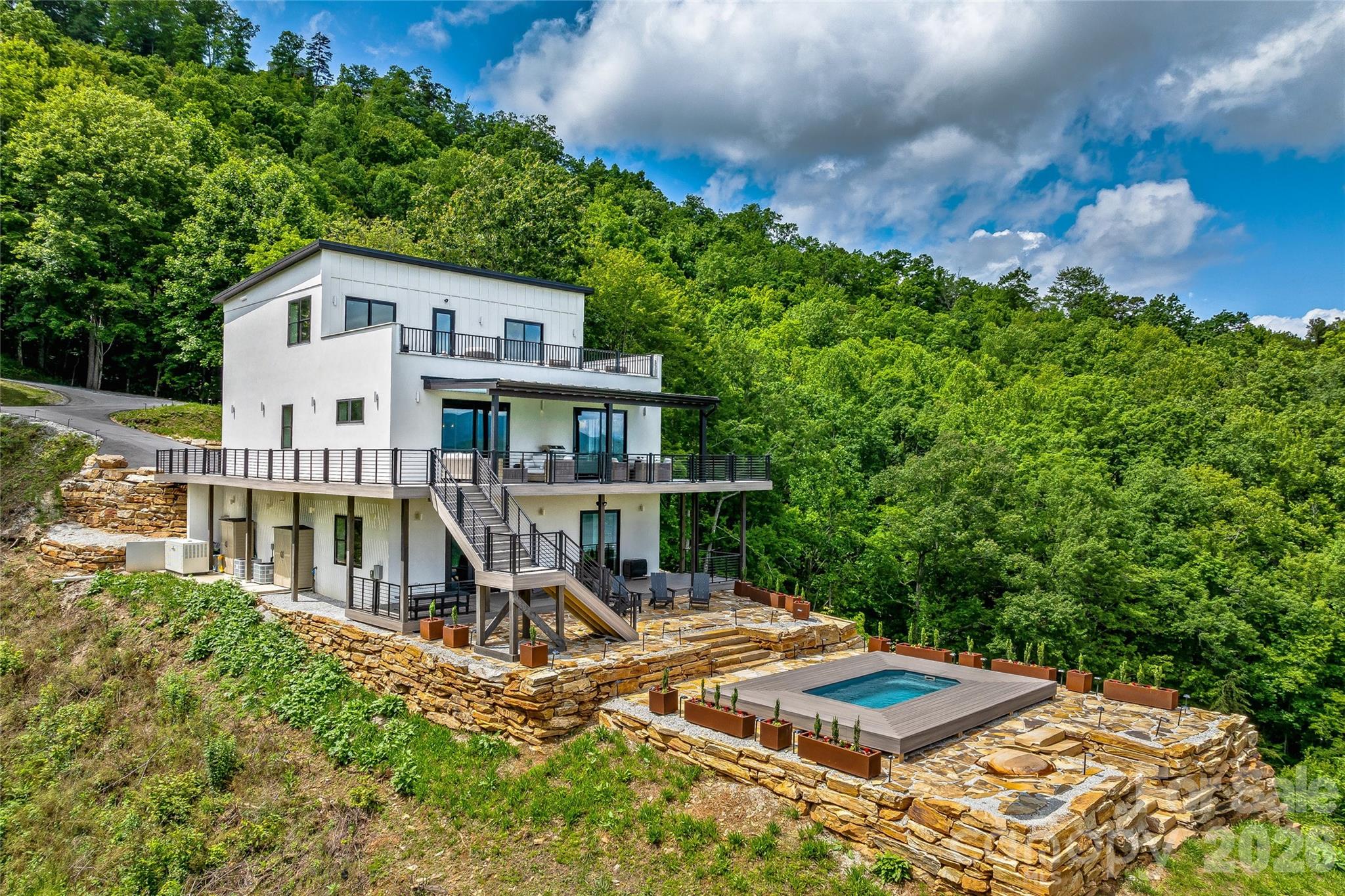 Fontana Trace - Residential