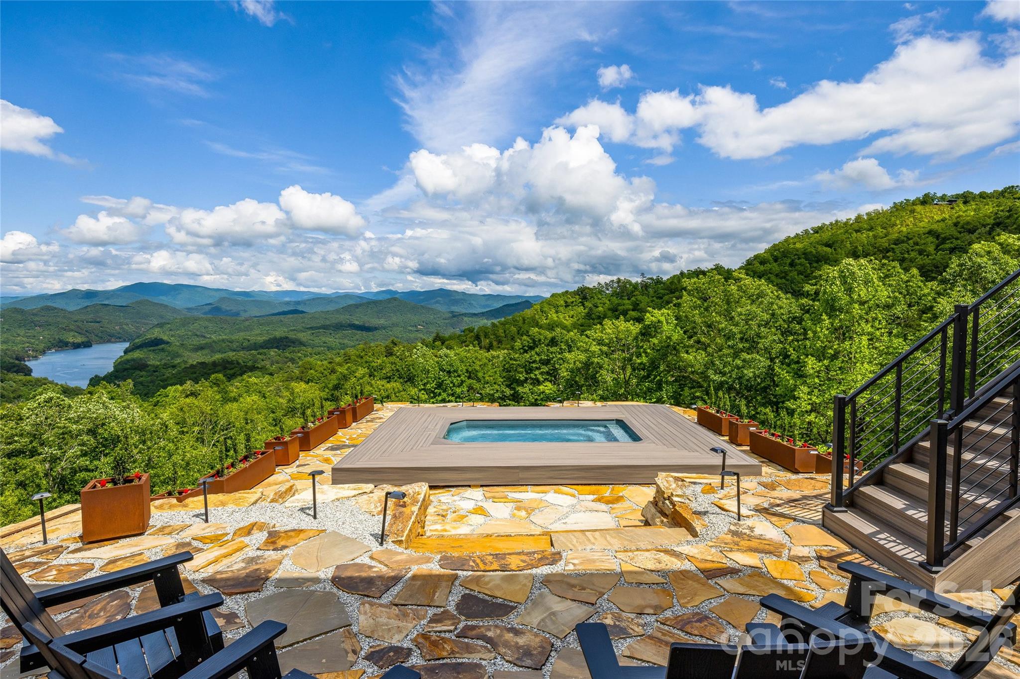 Fontana Trace - Residential