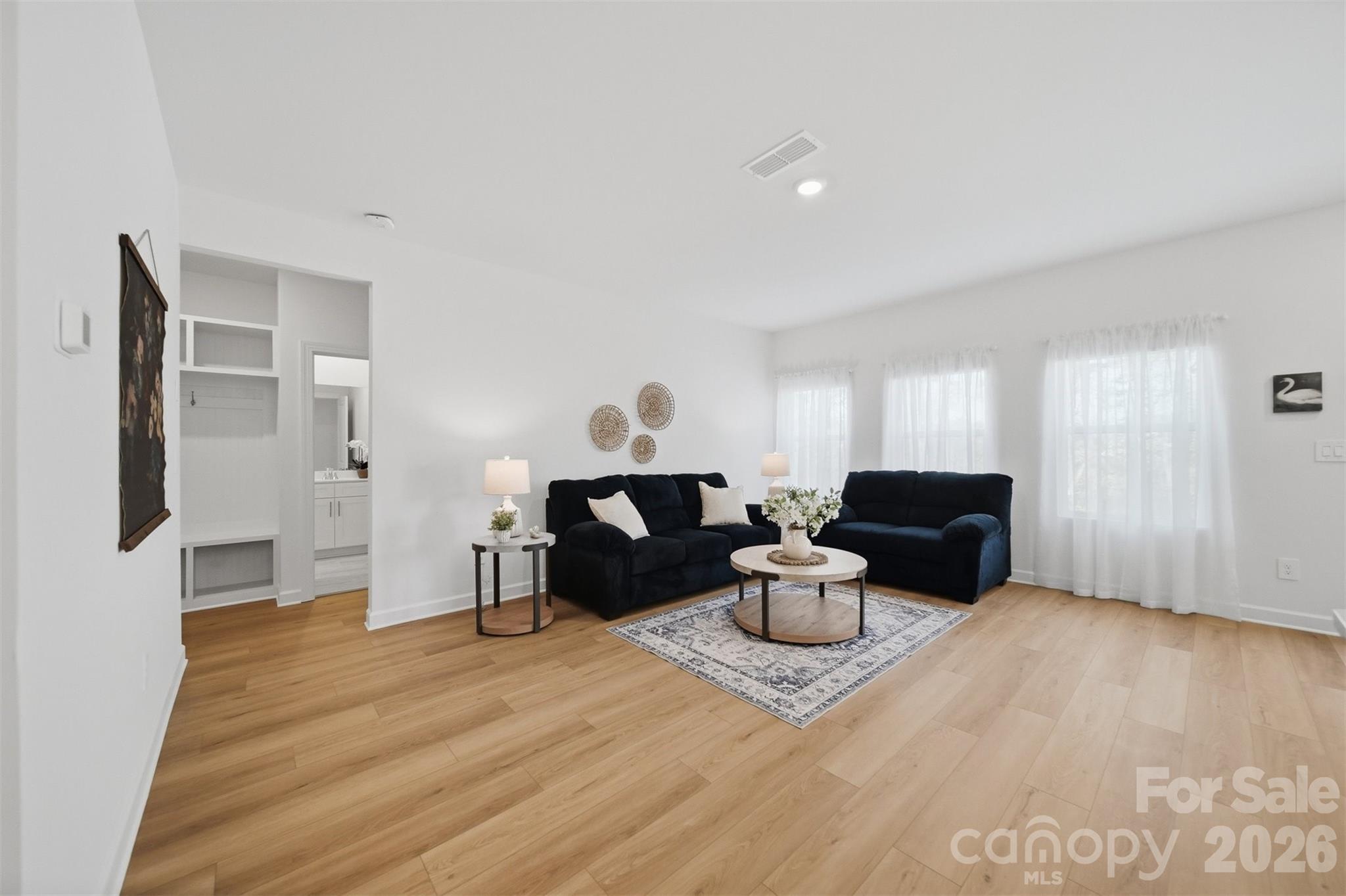 2076 Sunflower Circle