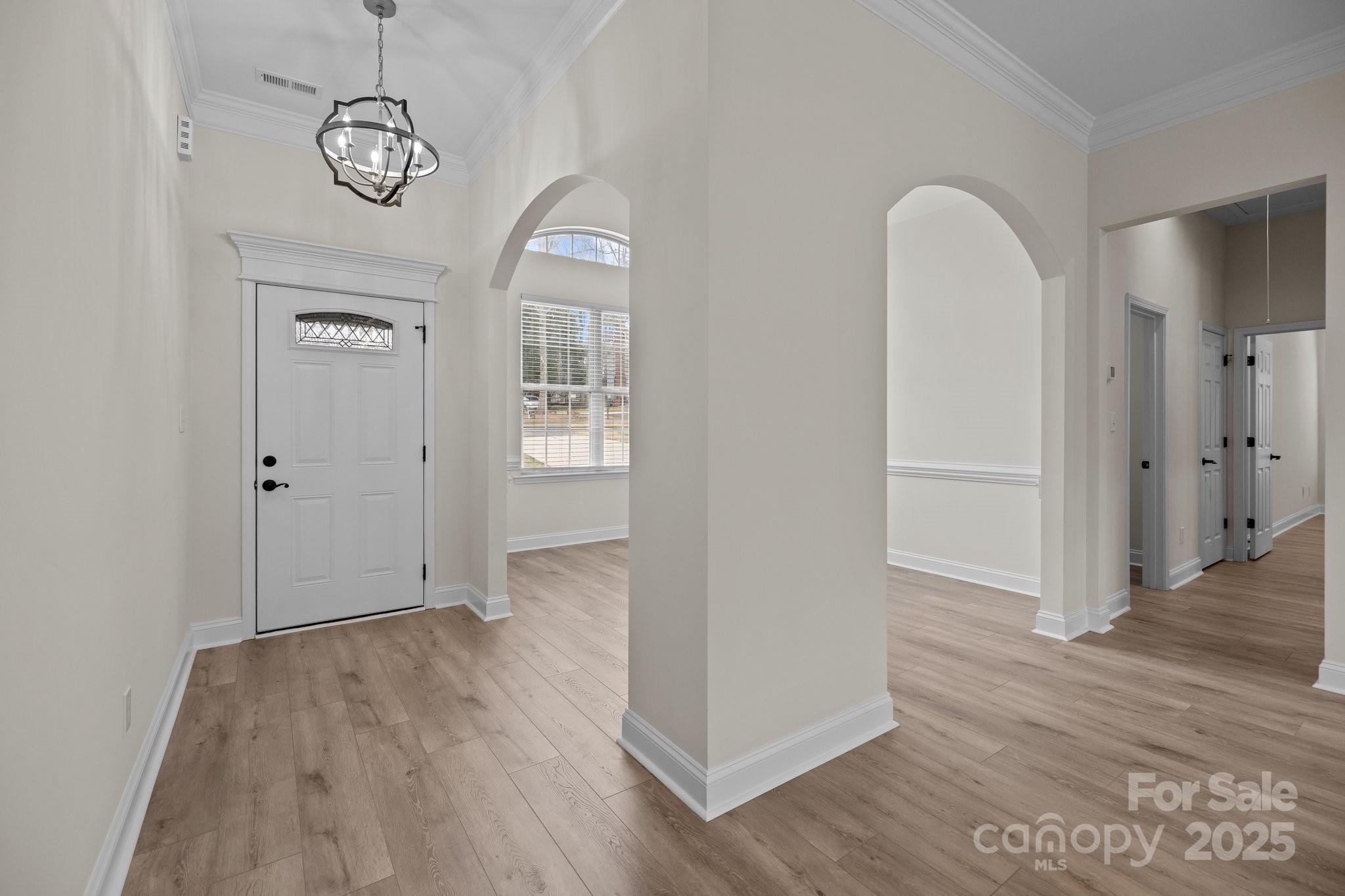 910 Pine Knoll Road 13