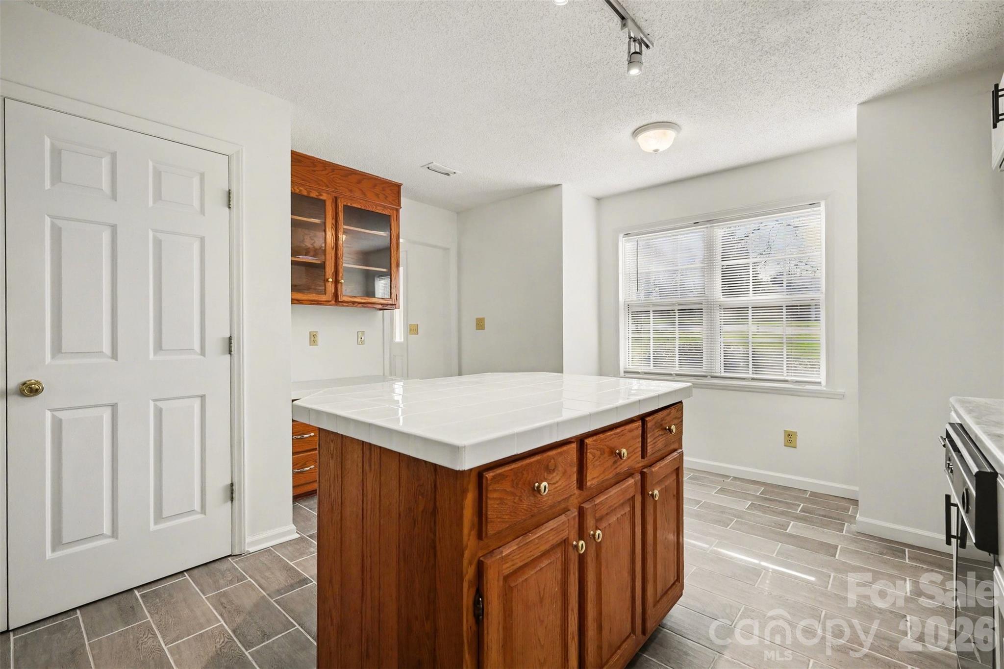 Belle Terra - Residential