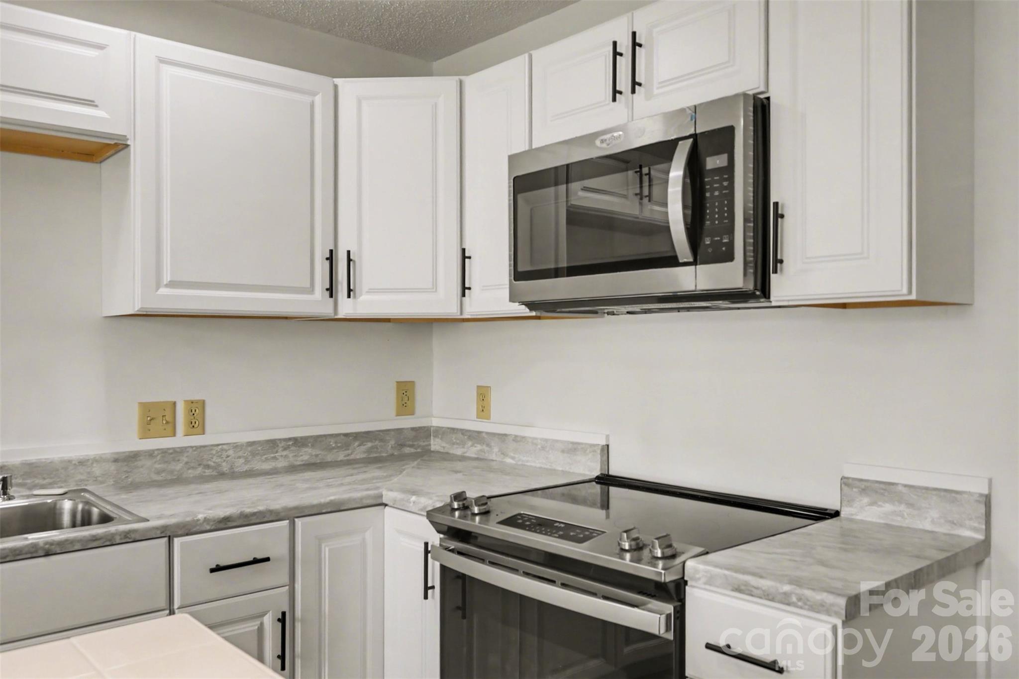 Belle Terra - Residential