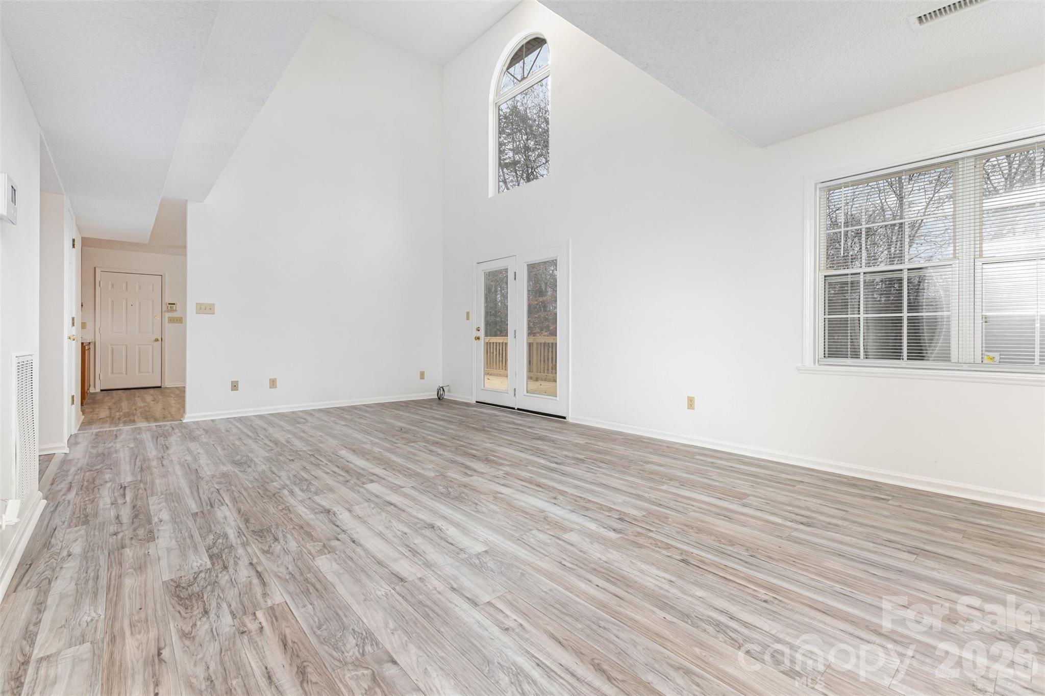 Belle Terra - Residential