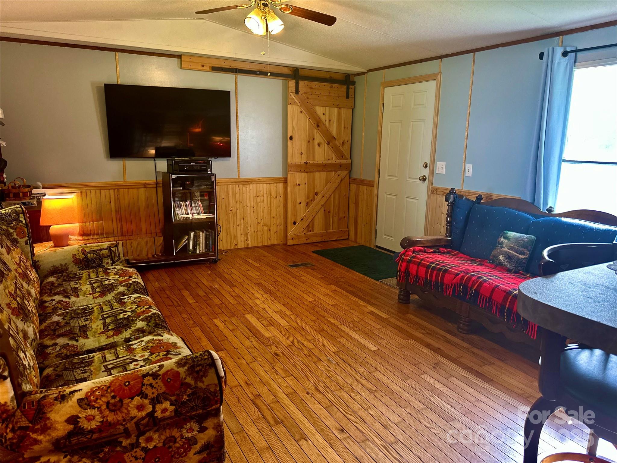 492 Chestnut Mountain Road