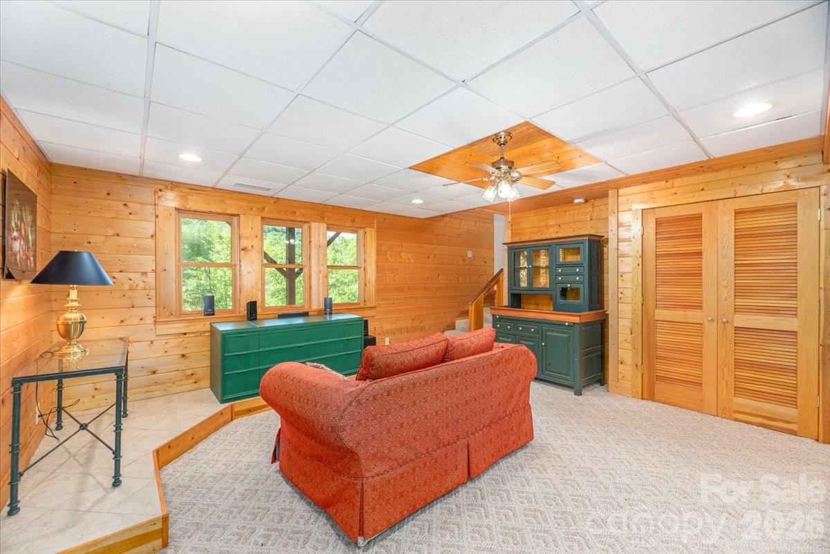 Smoky Mountain Retreat at Ridgewood Estates - Residential