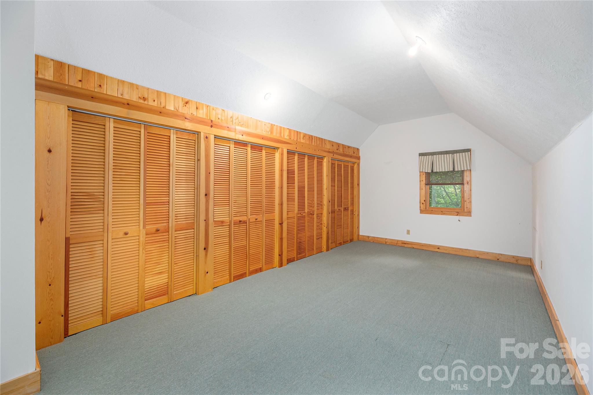 Smoky Mountain Retreat at Ridgewood Estates - Residential