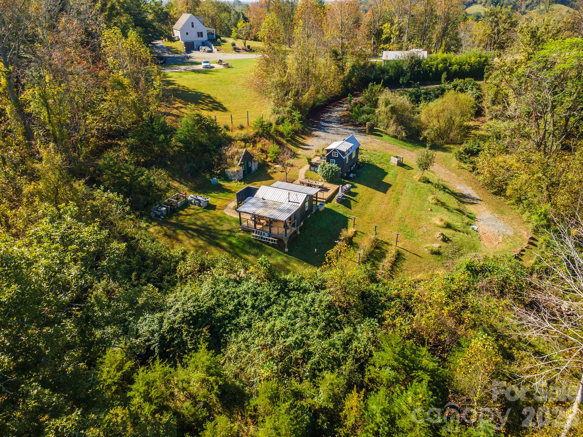 411 Magnolia Lane
