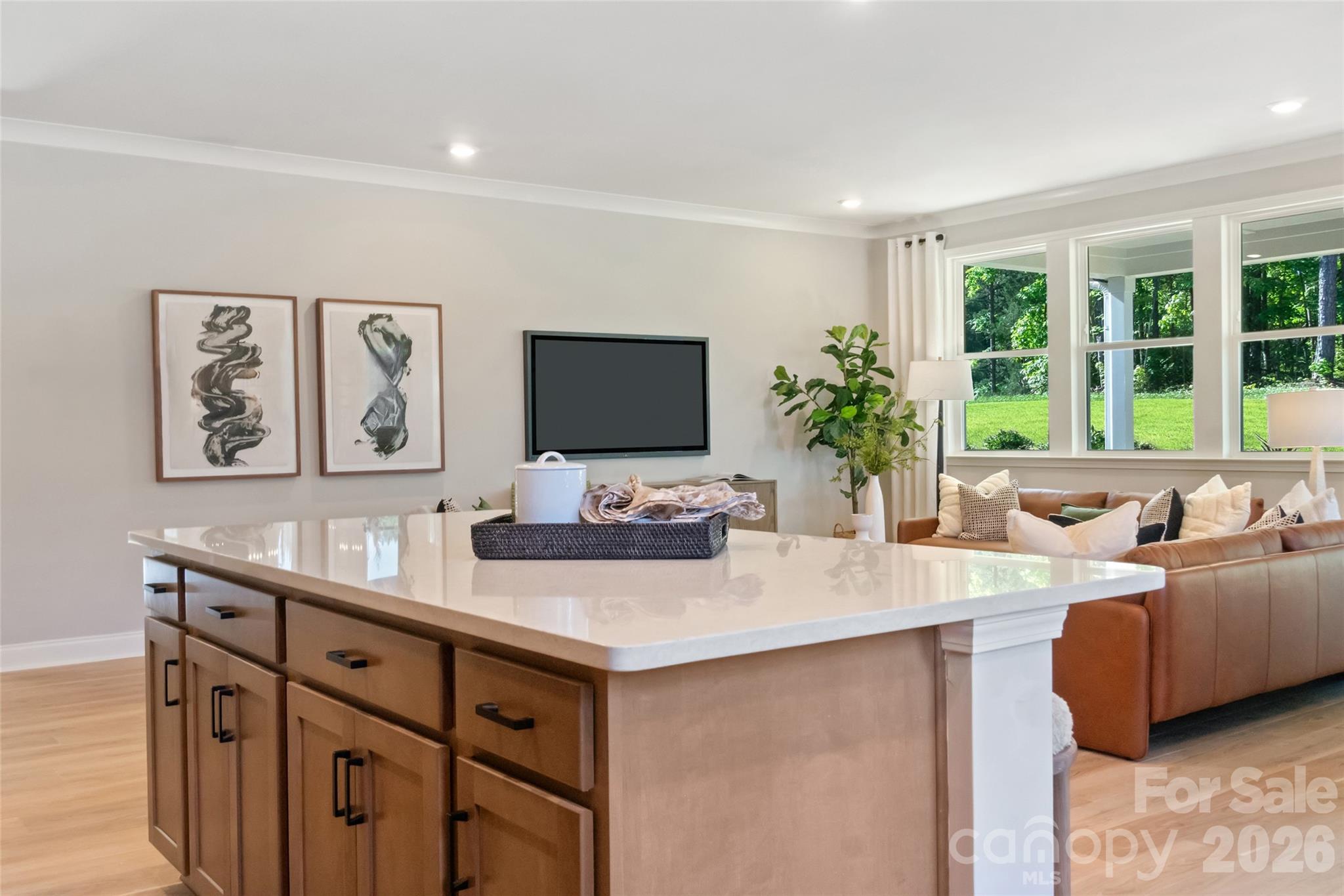 6042 Bella Vista Drive