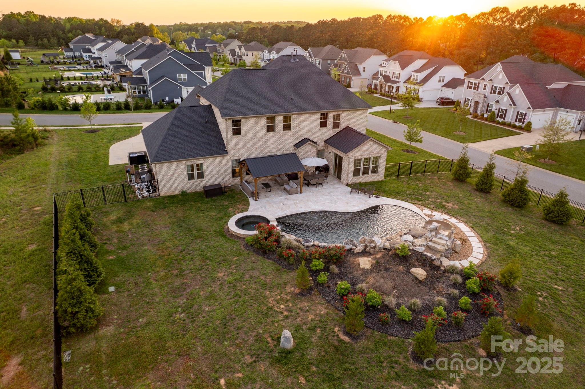 The Highlands at Weddington - Residential