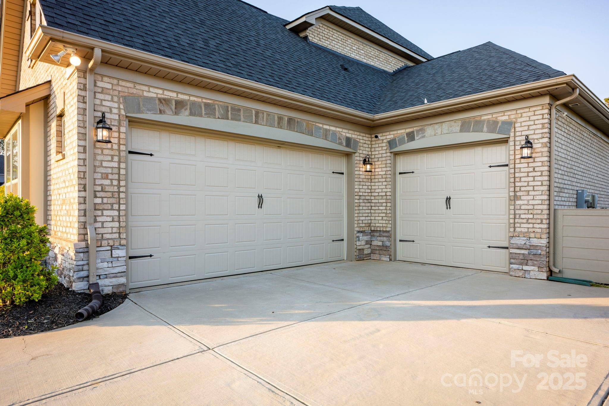 The Highlands at Weddington - Residential