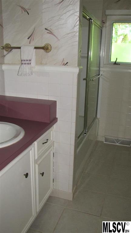 Leeward Point - Residential