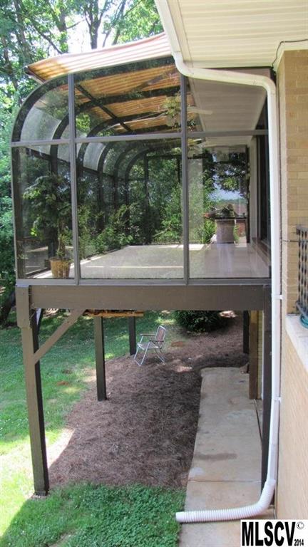 Leeward Point - Residential