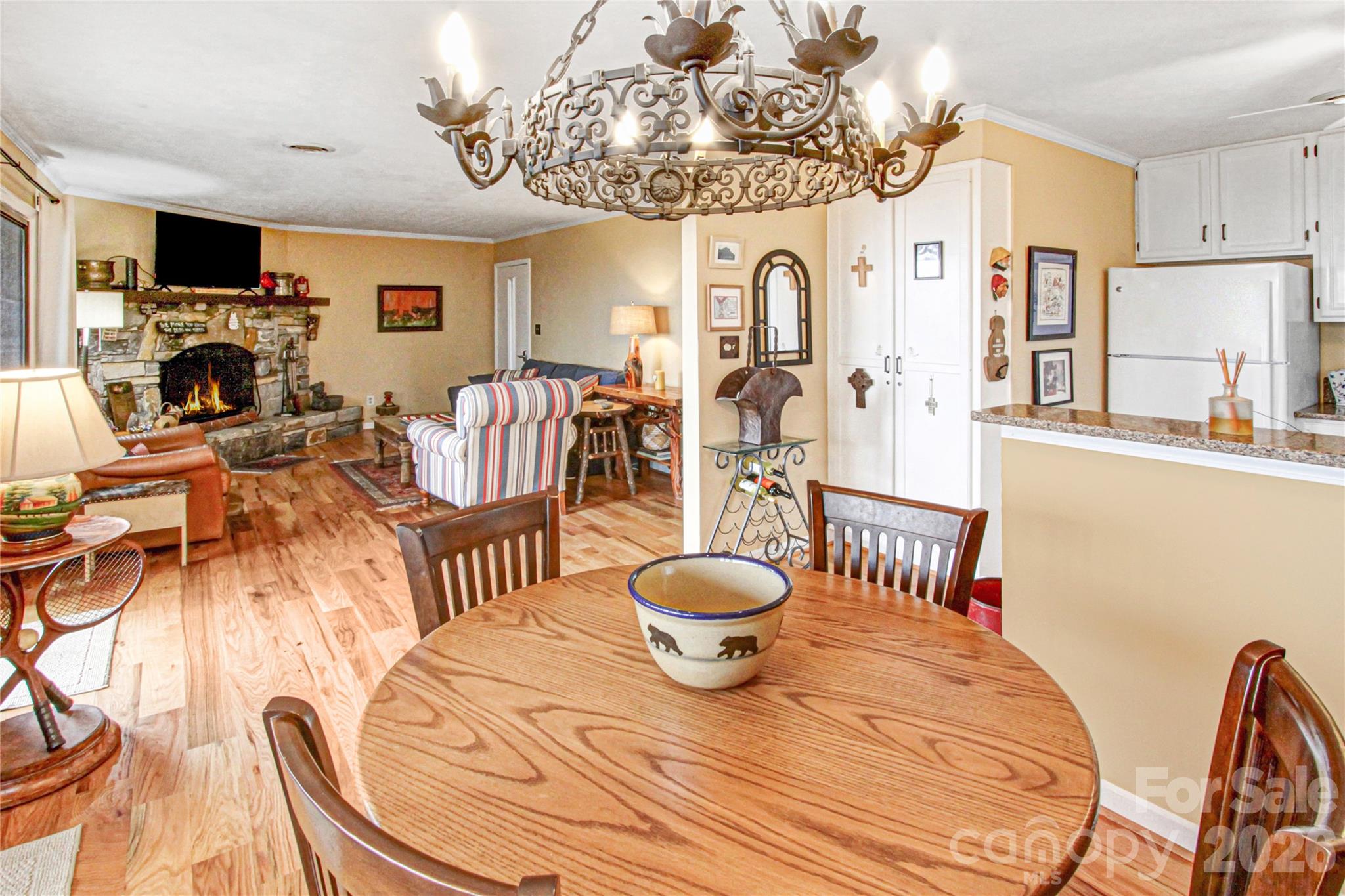 Toxaway Views Condominiuns - Residential