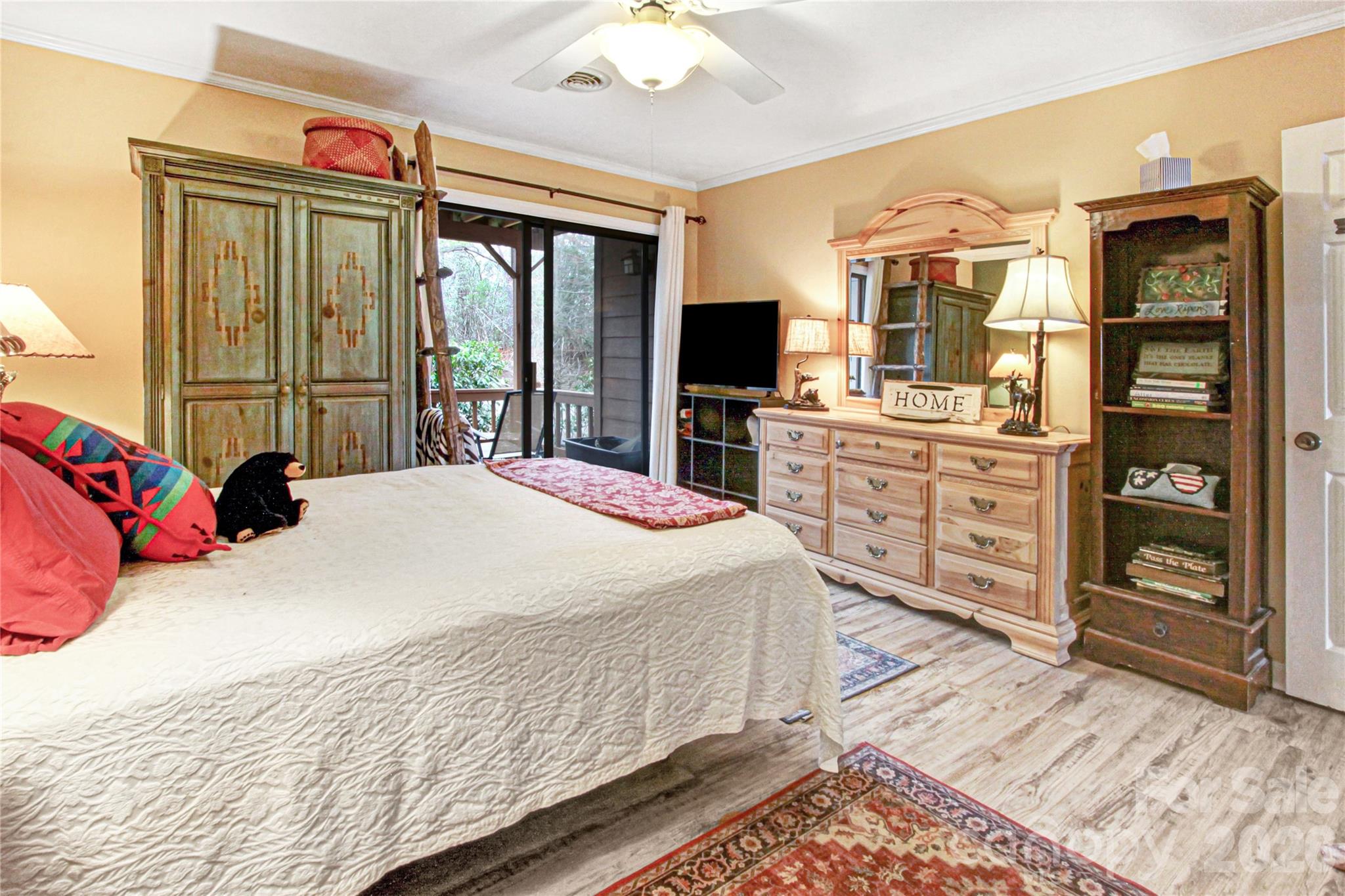 Toxaway Views Condominiuns - Residential