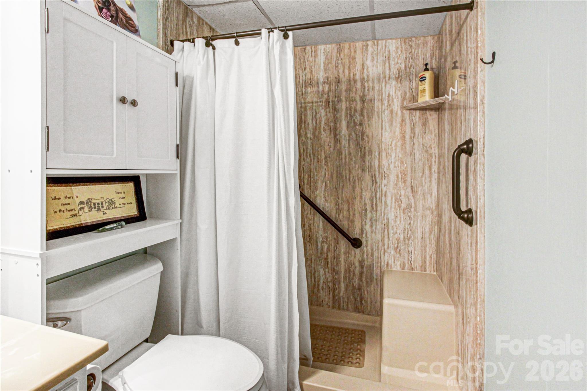 Toxaway Views Condominiuns - Residential