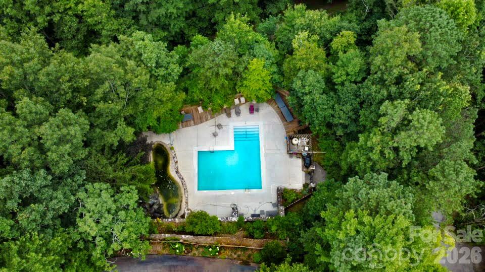 Toxaway Views Condominiuns - Residential