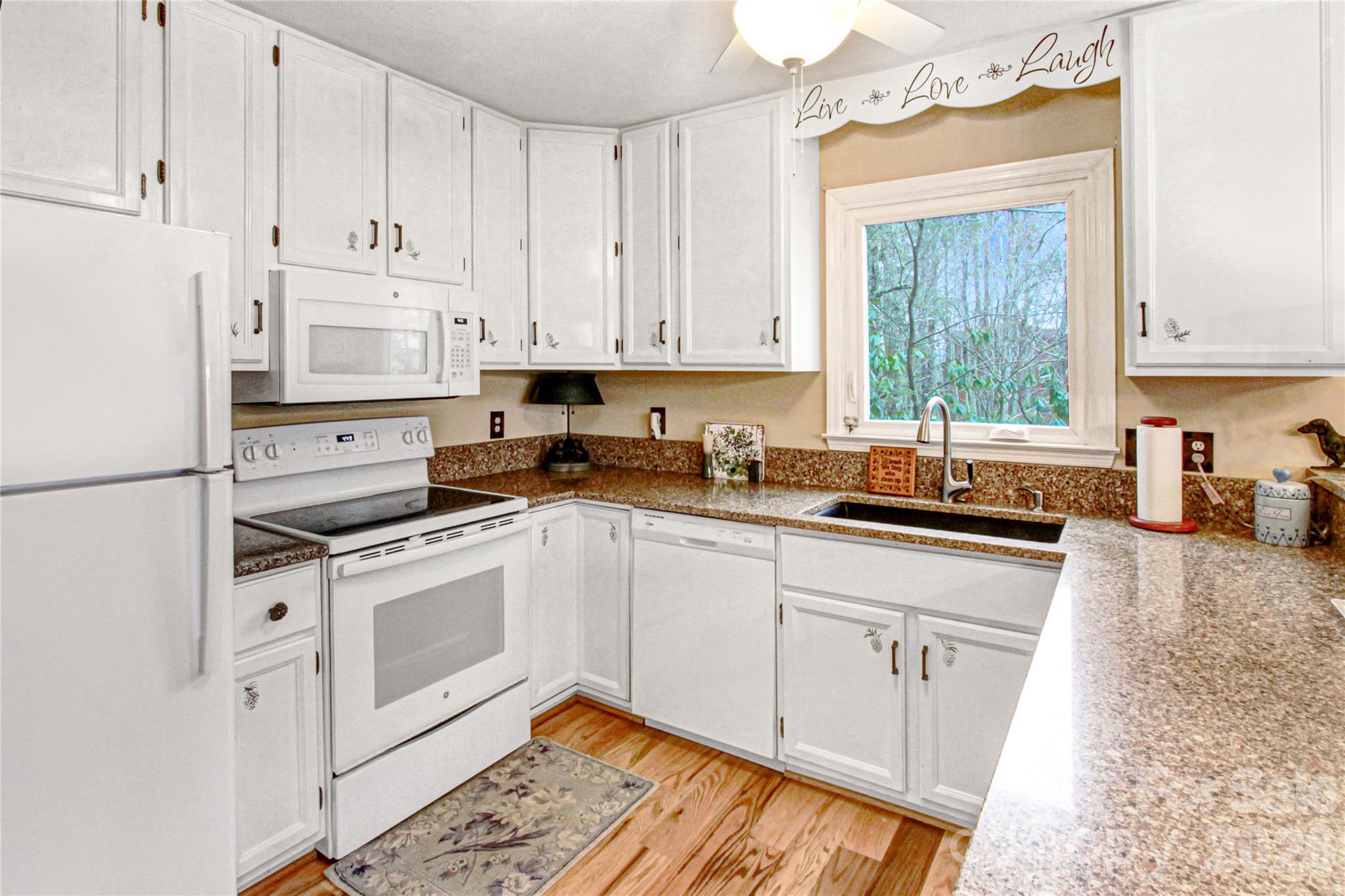 Toxaway Views Condominiuns - Residential