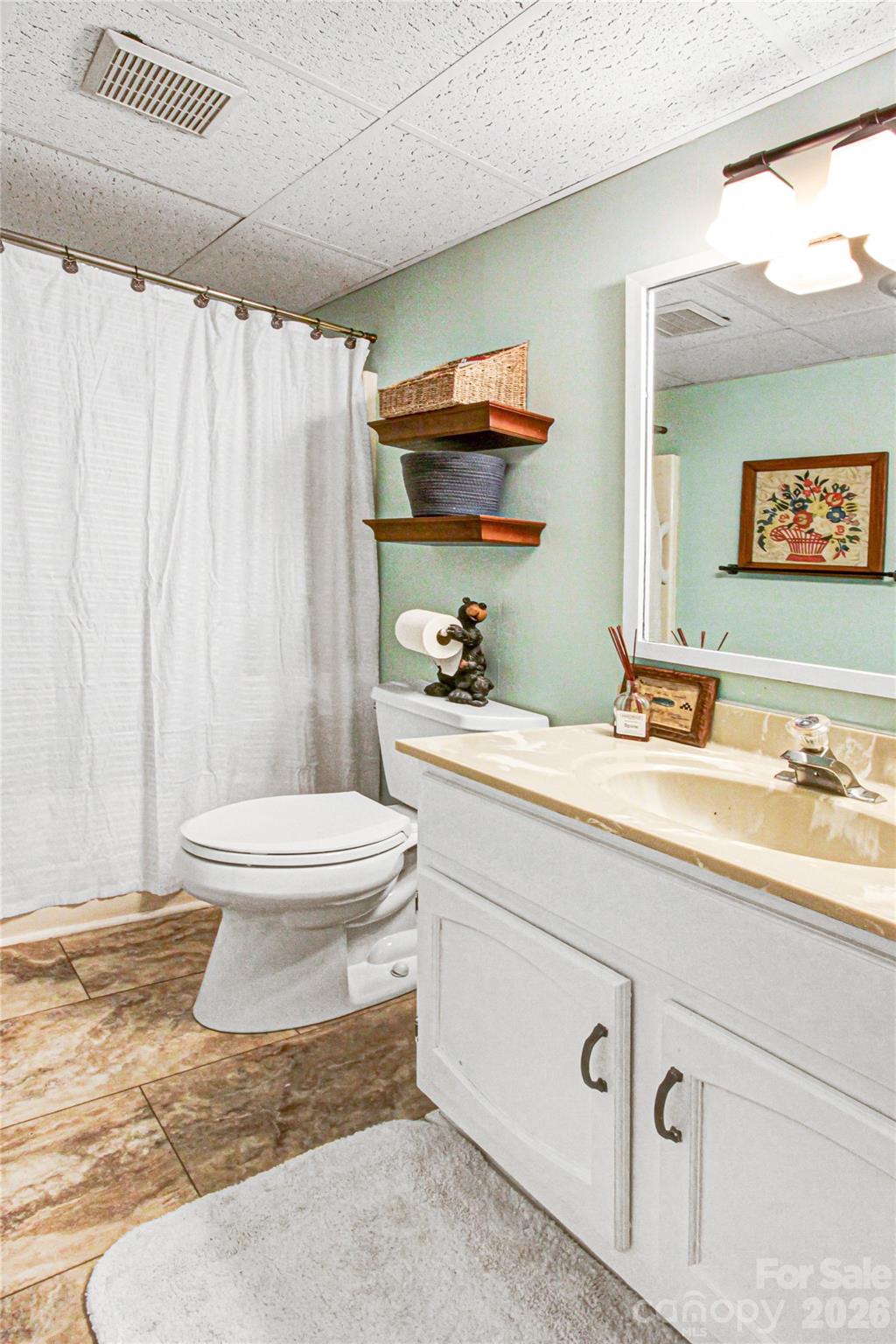 Toxaway Views Condominiuns - Residential