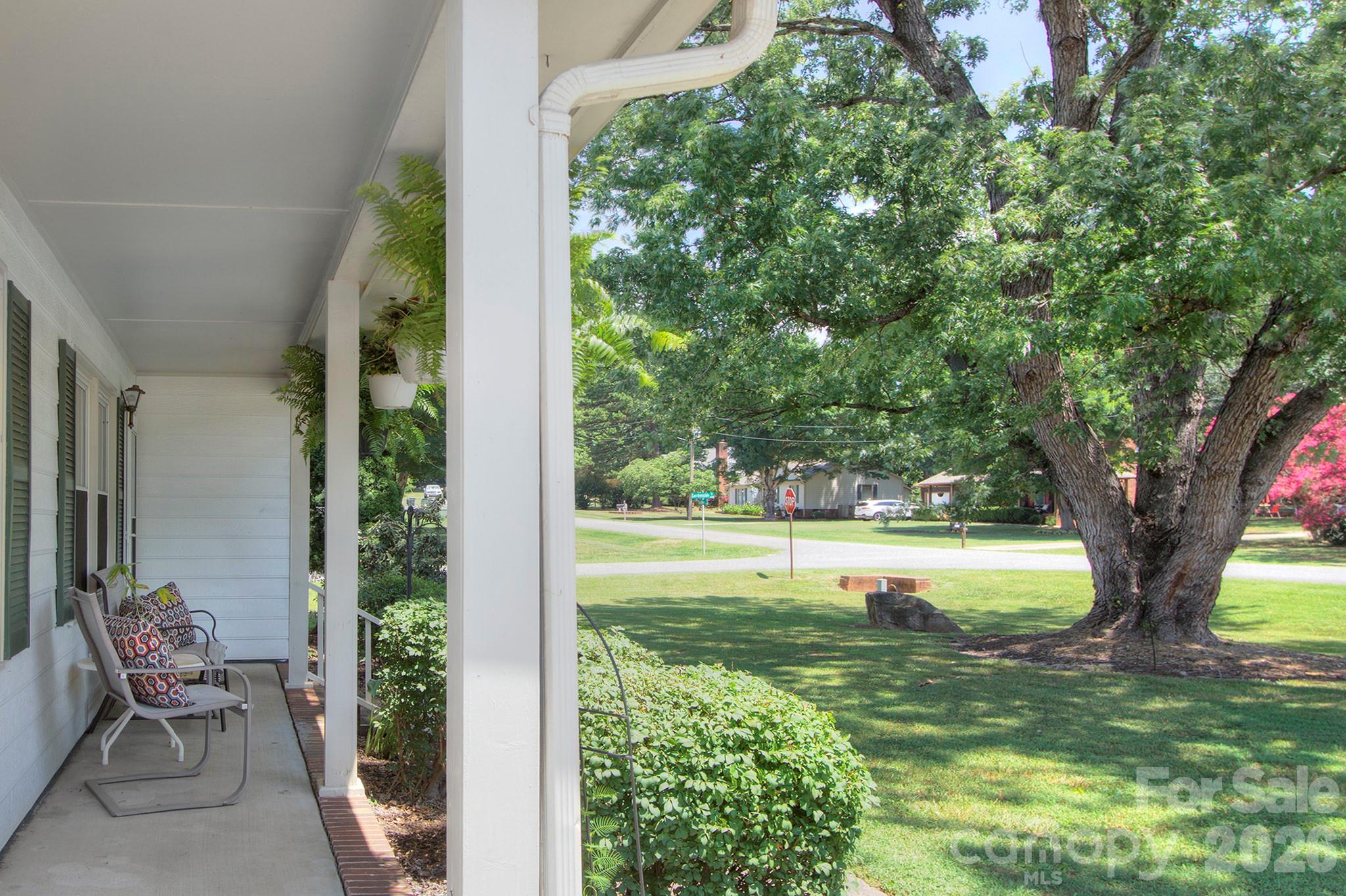 2603 Cherokee Court