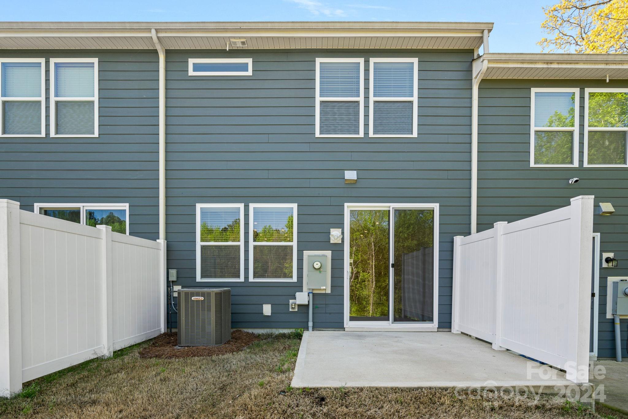 Magnolia Walk - Residential