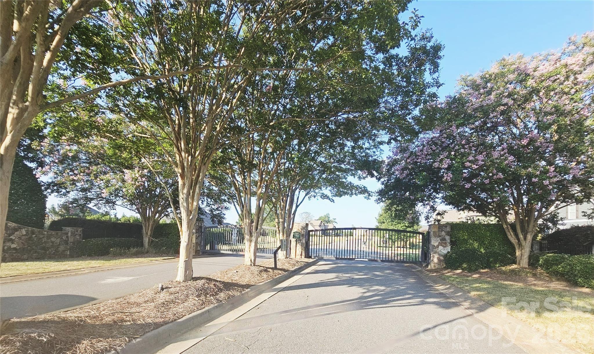 1204 Dublin Court