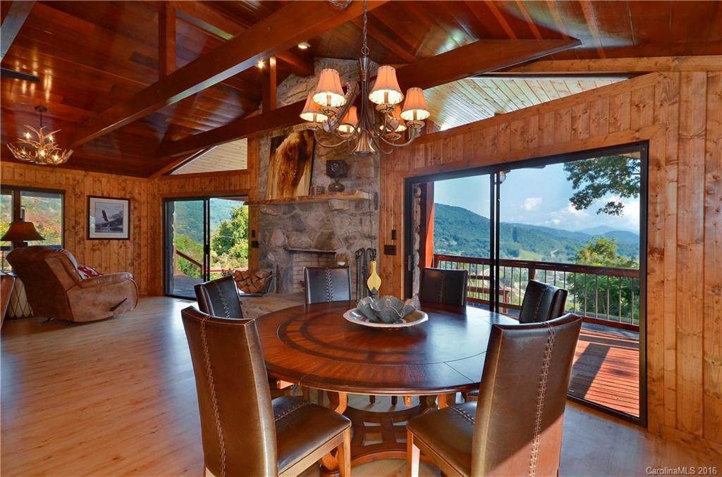 Lloyds Mountian Ridge - Residential