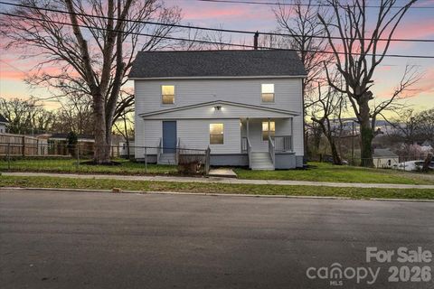 913 W 3rd Avenue Gastonia NC 28052