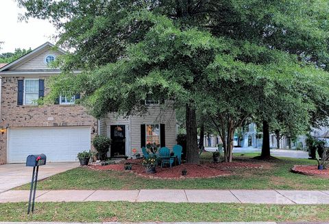 1332 Waterlily Lane Charlotte NC 28262