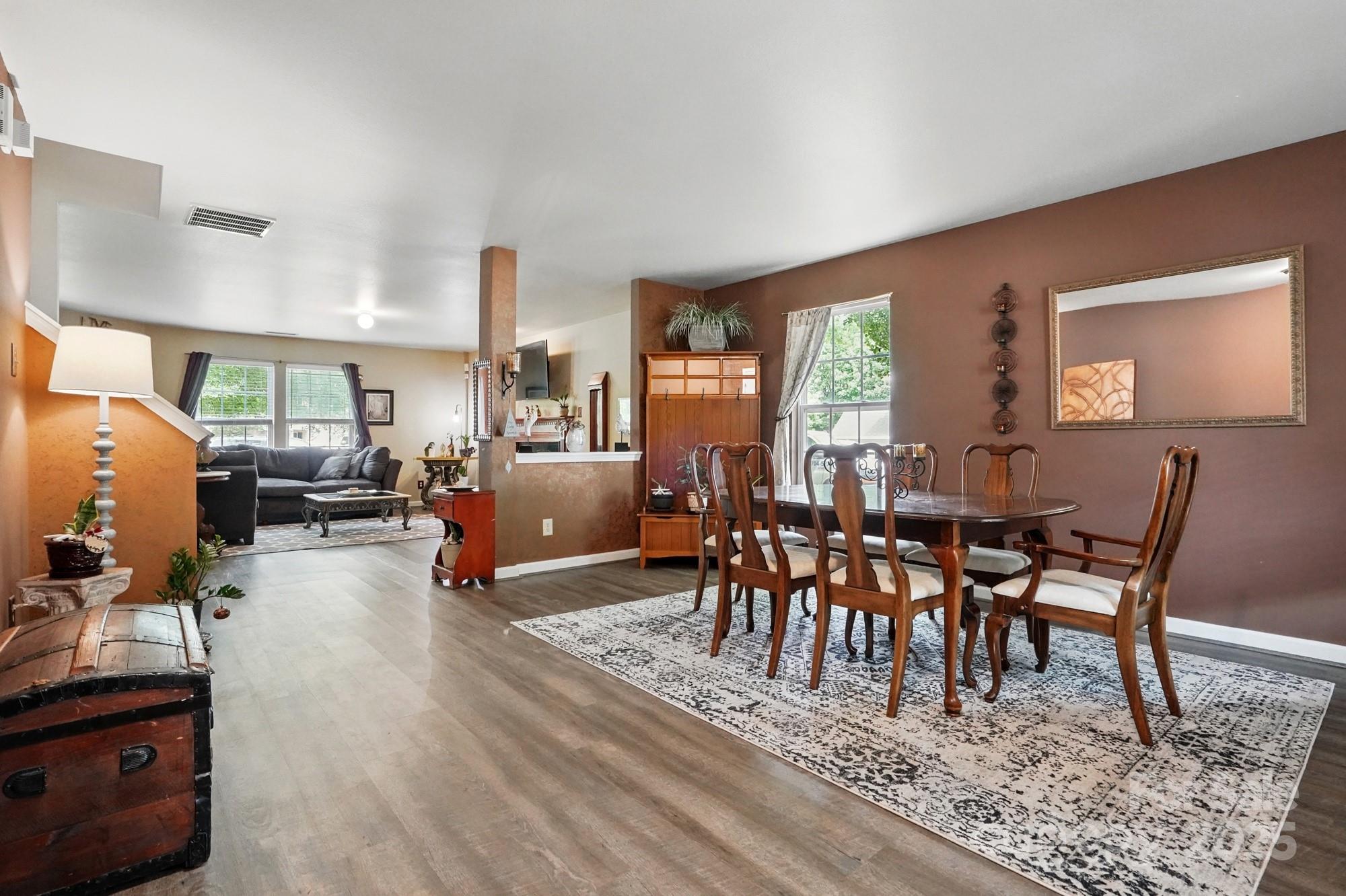 1332 Waterlily Lane