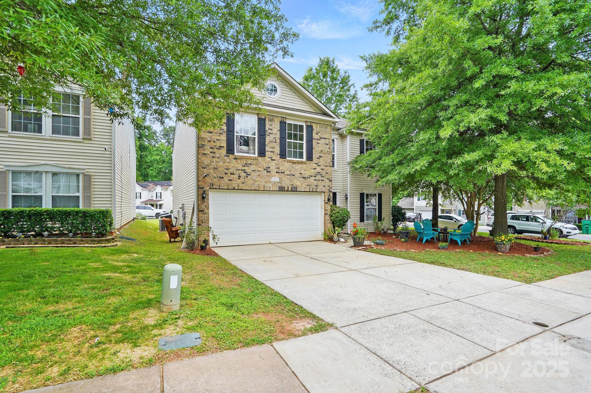 1332 Waterlily Lane