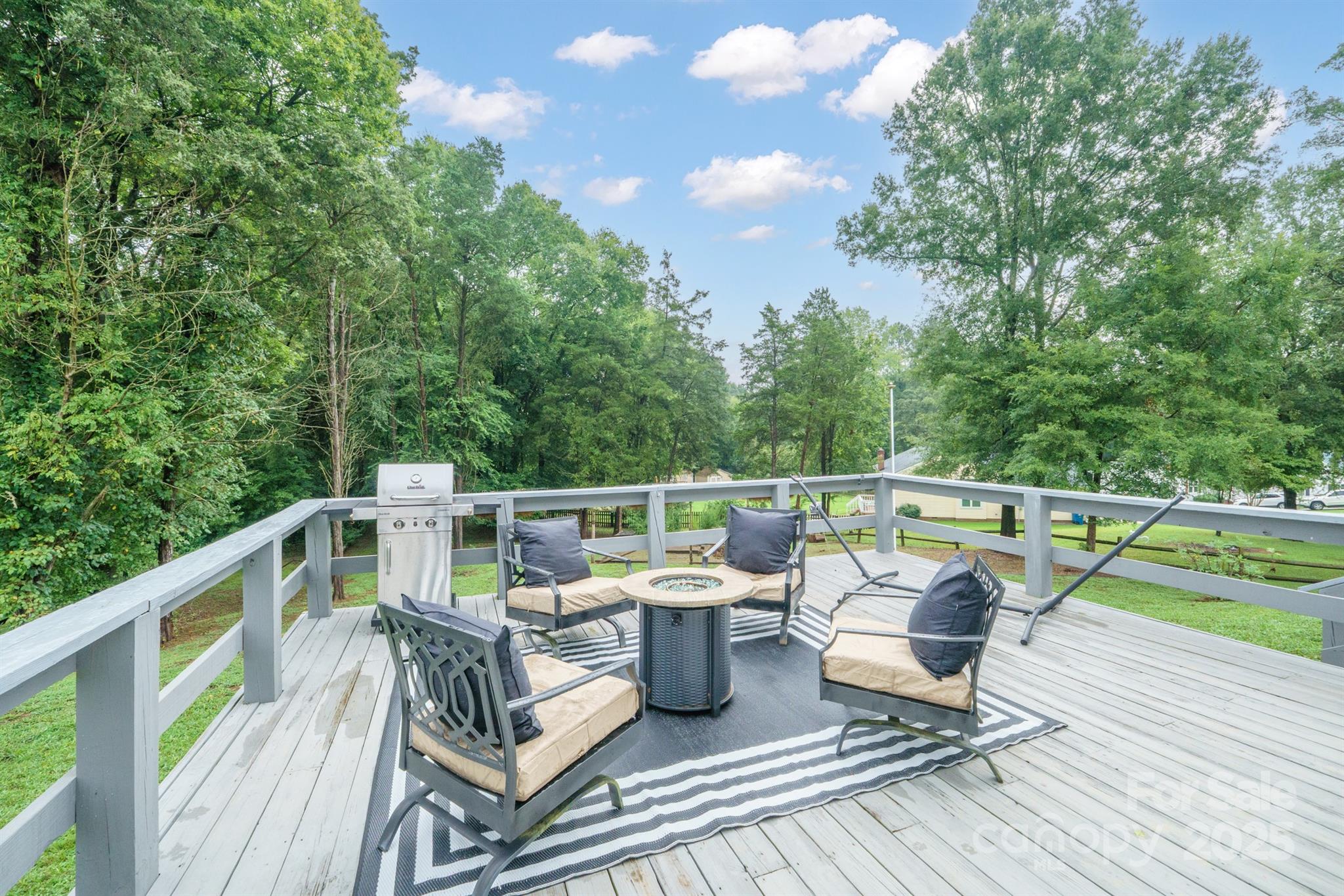 Planters Row - Residential