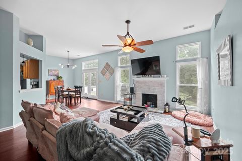 Photo of 8525 Indian Summer Trail, Harrisburg, NC 28075 (MLS # 4292313)