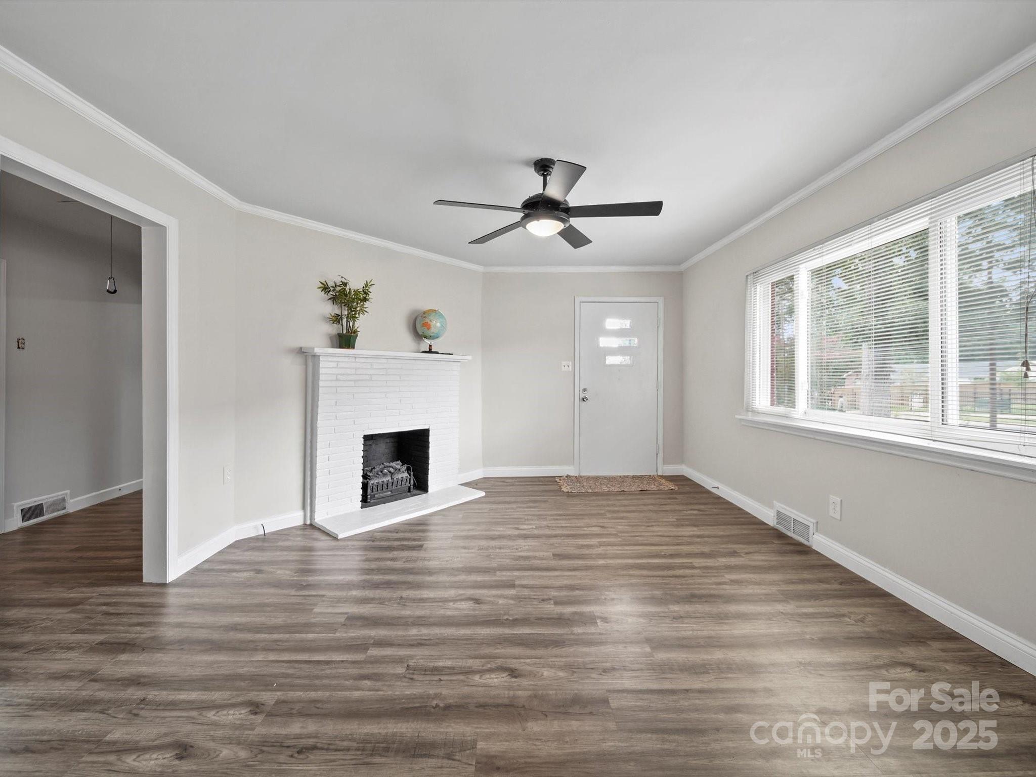 4315 Denver Avenue