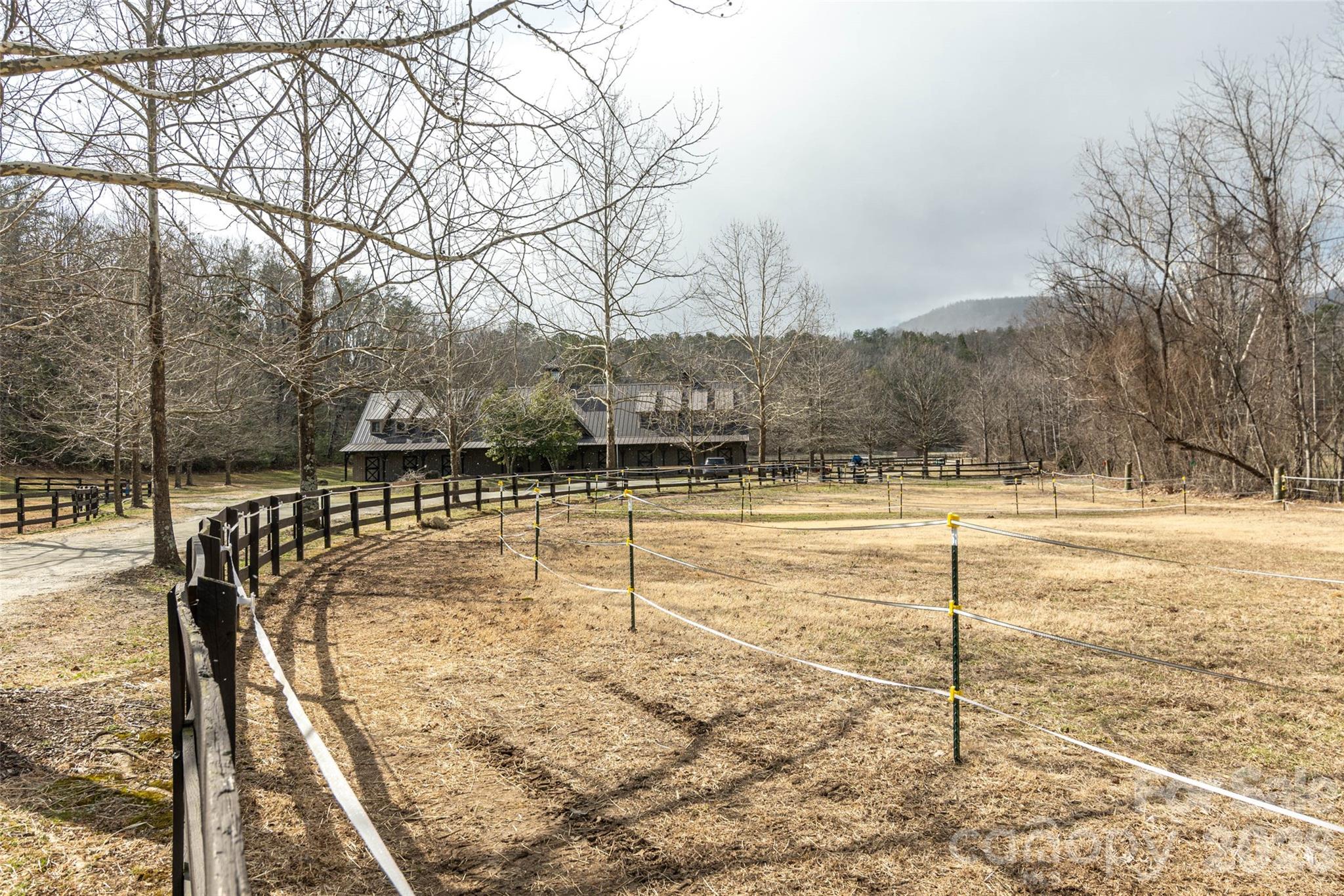 Brights Creek - Land