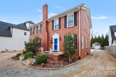 124 Tranquil Avenue Charlotte NC 28209