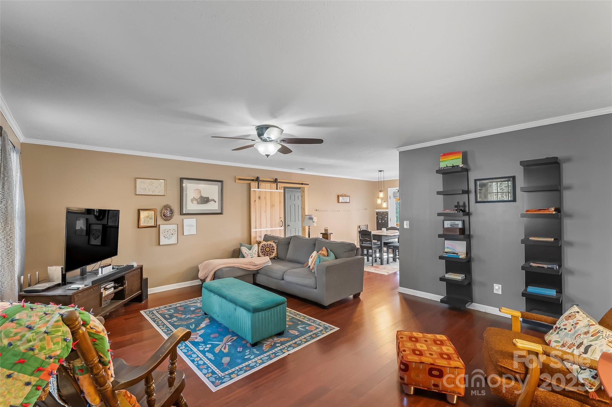 2765 Hollybrook Lane