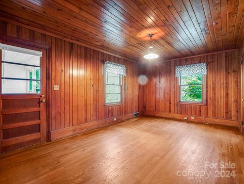 A home in Rutherfordton