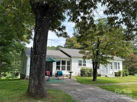 A home in Rutherfordton