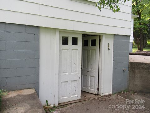 A home in Rutherfordton