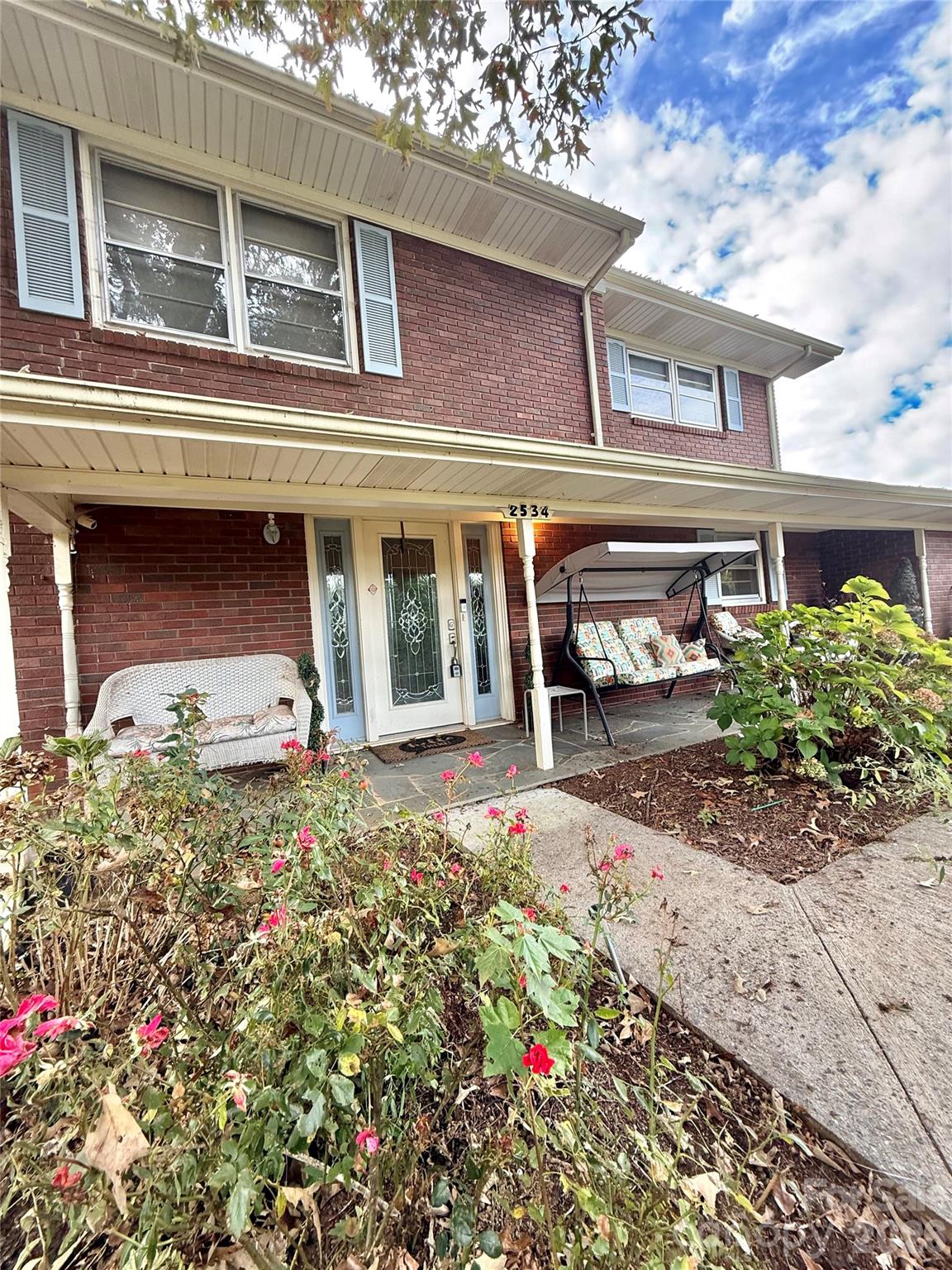 2534 44th Avenue NE