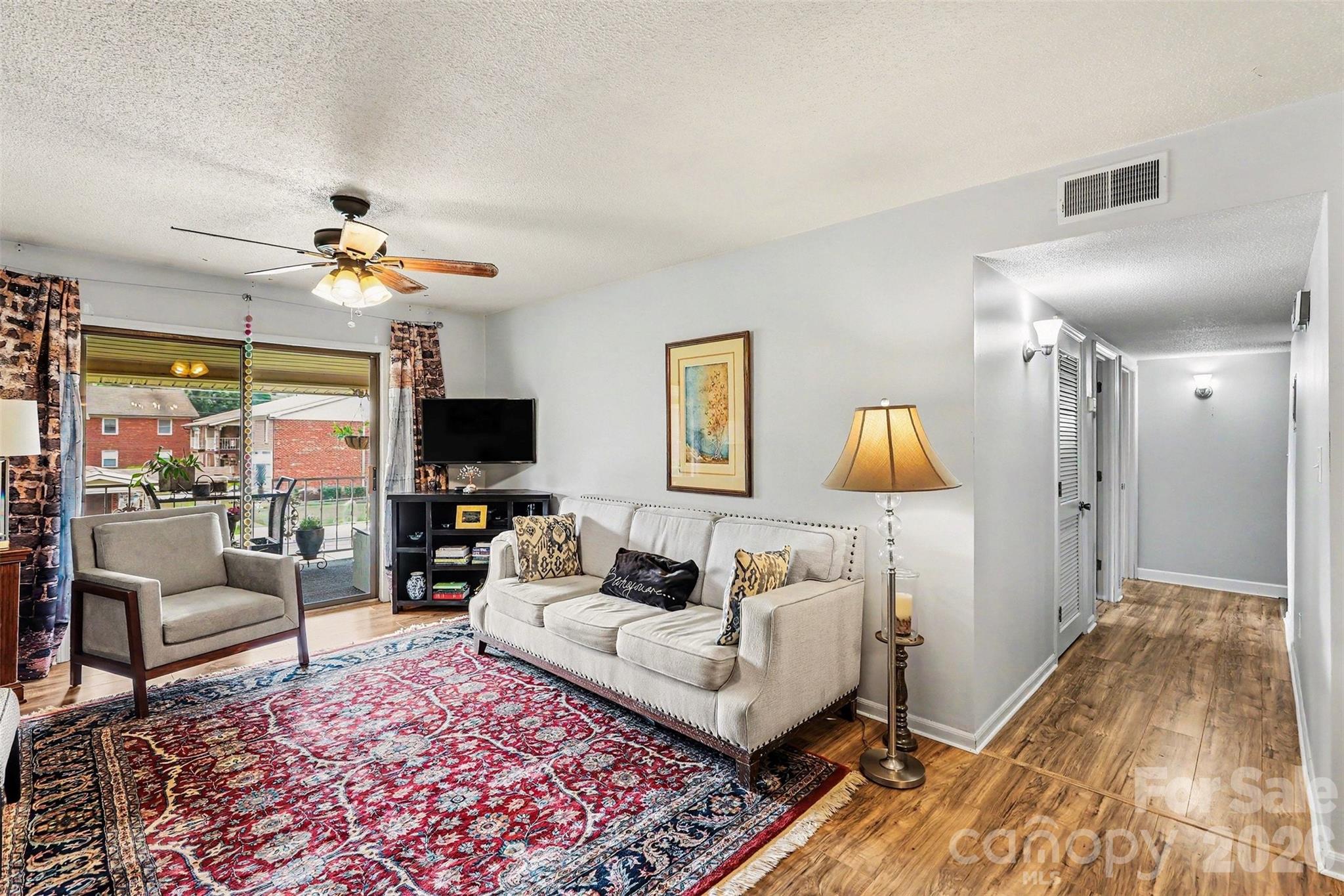 121 Carriage House Drive