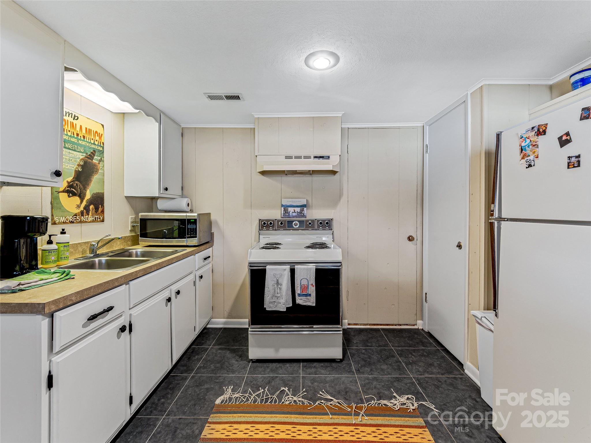 Lake Toxaway Estates - Residential