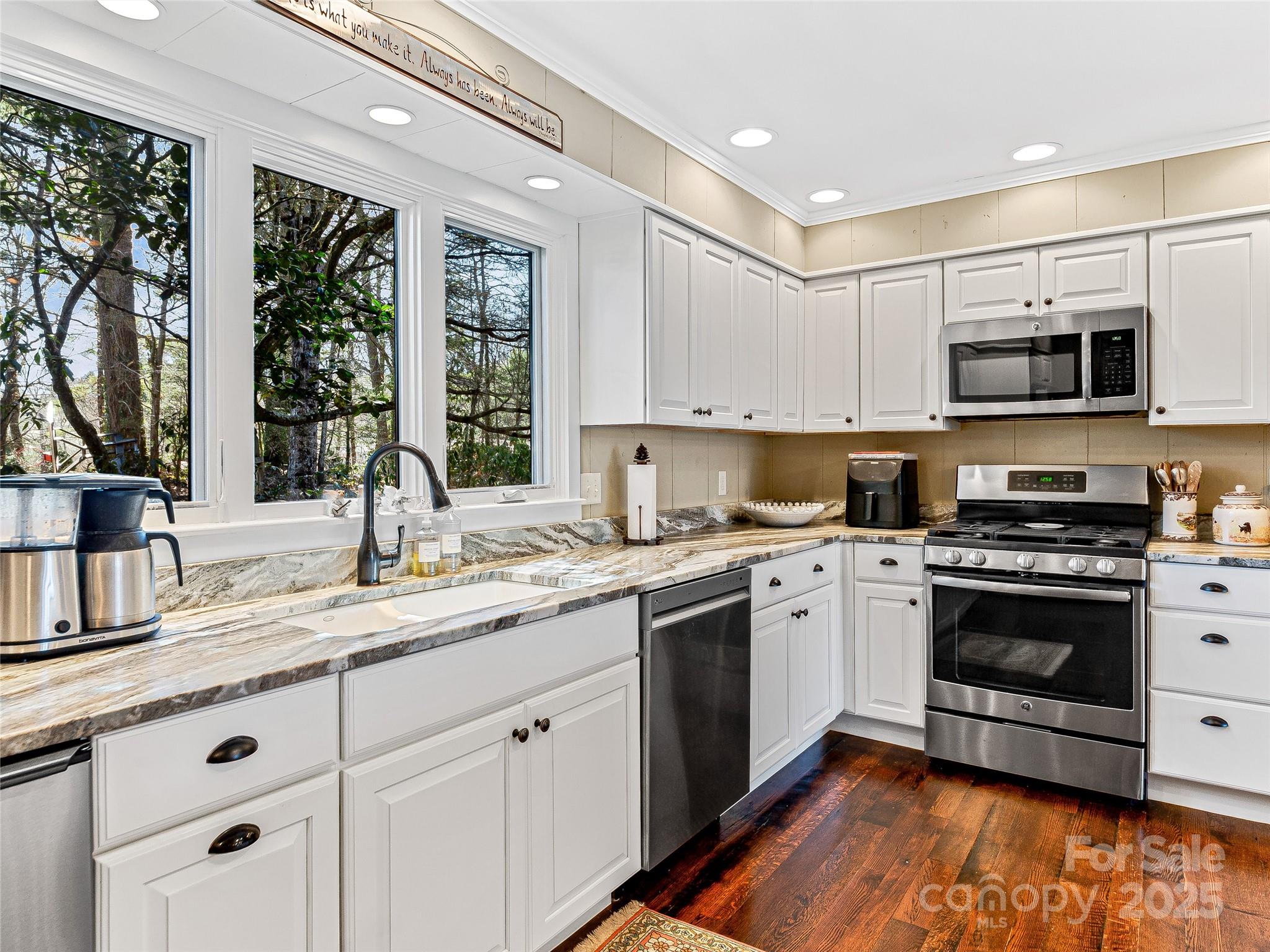 Lake Toxaway Estates - Residential