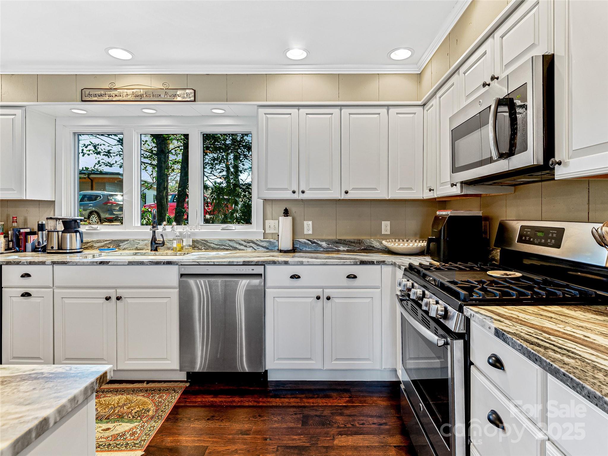 Lake Toxaway Estates - Residential